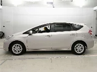 Цена авто Toyota Prius Alpha с аукционов Японии, номер кузова ZVW41W, пробег 33 000, оценка 3