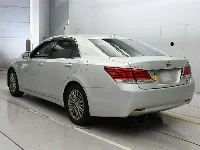 Toyota CROWN HYBRID