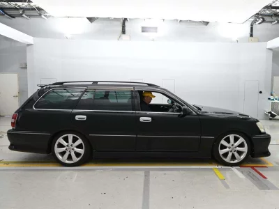 TOYOTA CROWN ESTATE
