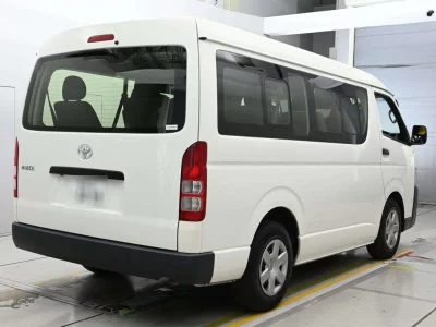 Toyota HIACE WAGON