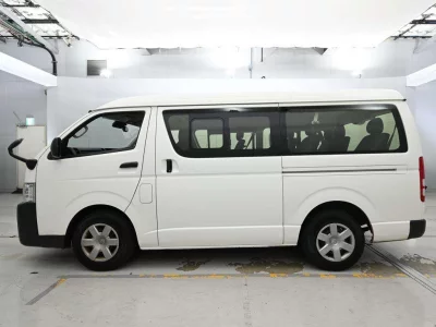 Toyota HIACE WAGON