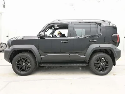 TOYOTA LAND CRUISER FJ