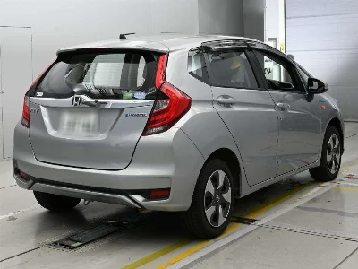 Статистика аукционов Honda FIT HYBRID