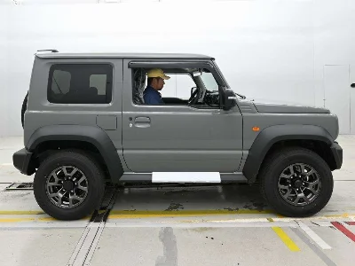SUZUKI JIMNY SIERRA