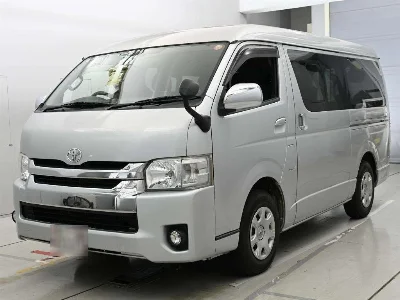 TOYOTA HIACE