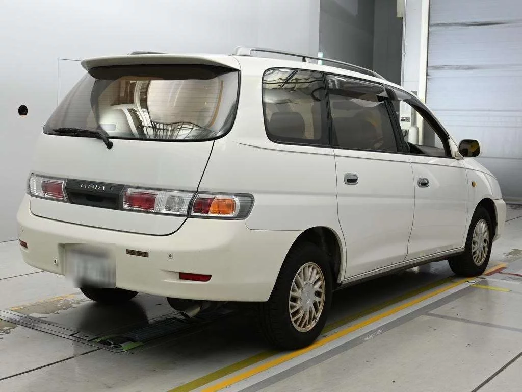Toyota GAYA  с аукциона в Японии