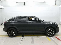 Цена авто Honda Vezel с аукционов Японии, номер кузова RV4, пробег 75 000, оценка 8