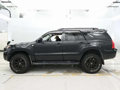 TOYOTA HILUX SURF