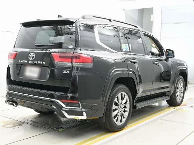 TOYOTA LAND CRUISER