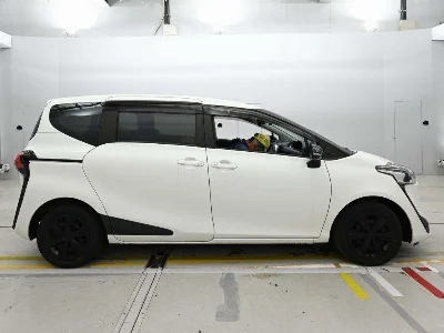 Статистика аукционов Toyota Sienta