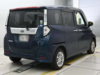 TOYOTA TANK
