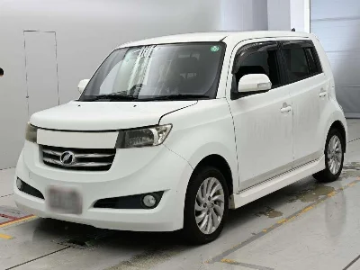 TOYOTA BB