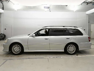 TOYOTA CROWN ESTATE