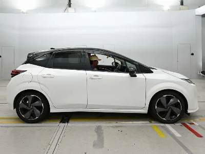 NISSAN AURA