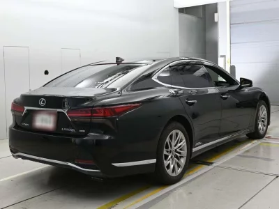 LEXUS LS
