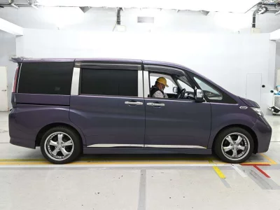 HONDA STEP WAGON