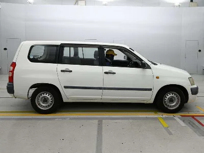 TOYOTA SUCCEED