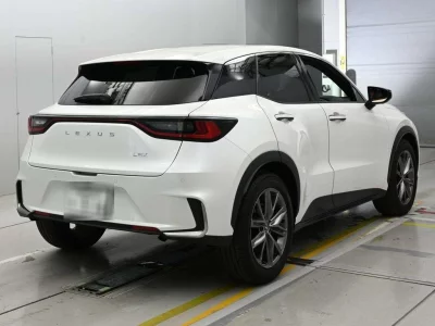 LEXUS LBX