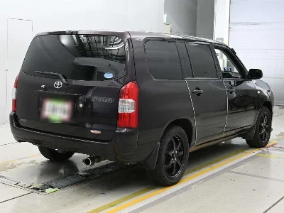 TOYOTA SUCCEED
