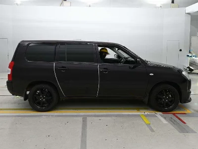 TOYOTA SUCCEED