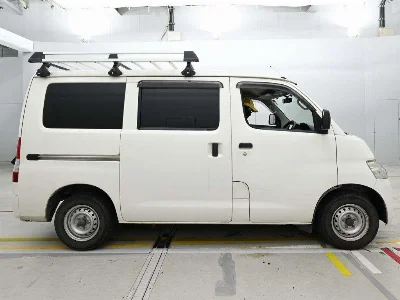 TOYOTA TOWN ACE VAN