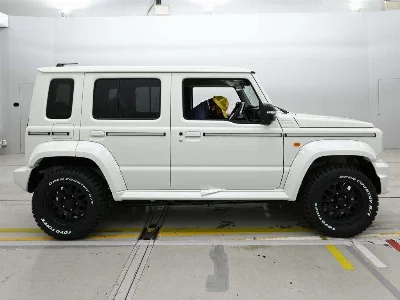 SUZUKI JIMNY NOMADE