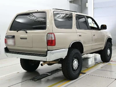 TOYOTA HILUX SURF