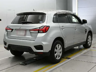 MITSUBISHI RVR