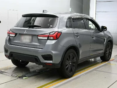 MITSUBISHI RVR