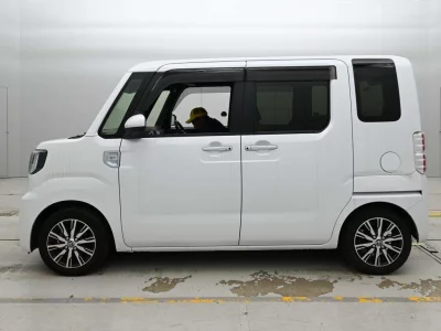 TOYOTA PIXIS MEGA