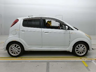 SUBARU R2