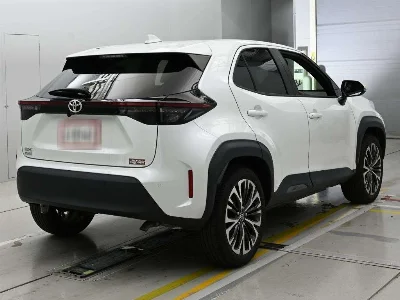 TOYOTA YARIS CROSS