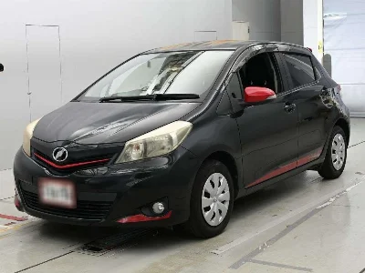 TOYOTA VITZ