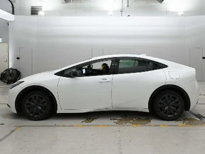 TOYOTA PRIUS PHV
