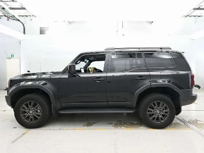 TOYOTA LAND CRUISER 250