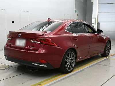 LEXUS IS