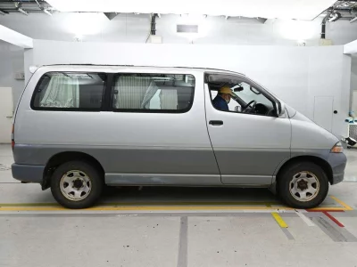TOYOTA GRANVIA