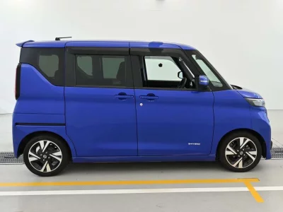 Статистика аукционов Nissan Roox