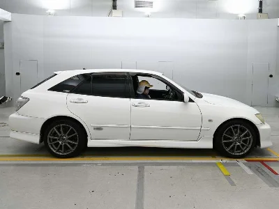 TOYOTA ALTEZZA WAGON