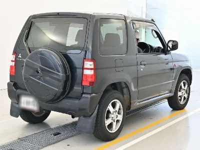 MITSUBISHI PAJERO MINI