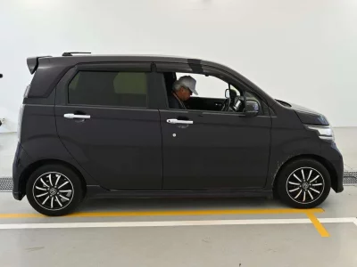 HONDA N WGN