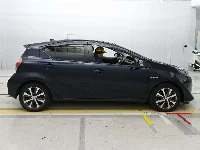 Цена авто Toyota Aqua с аукционов Японии, номер кузова NHP10, пробег 65 000, оценка 2