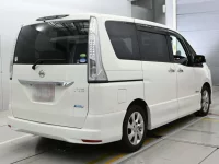 Цена авто Nissan Serena с аукционов Японии, номер кузова HFC26, пробег 200 000, оценка 2