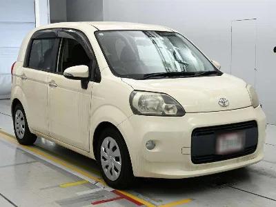 TOYOTA PORTE