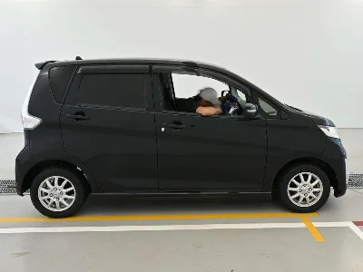 MITSUBISHI EK CUSTOM