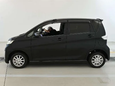 MITSUBISHI EK CUSTOM