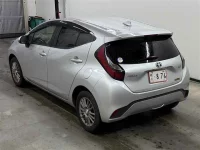 Цена авто Toyota Aqua с аукционов Японии, номер кузова MXPK11, пробег 185 000, оценка 2