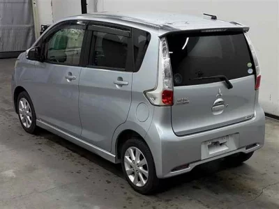 MITSUBISHI EK CUSTOM