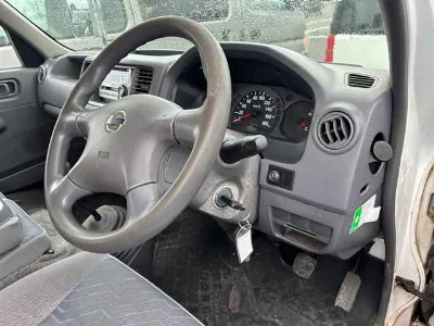 NISSAN CARAVAN