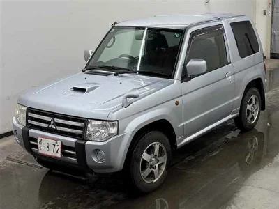 MITSUBISHI PAJERO MINI